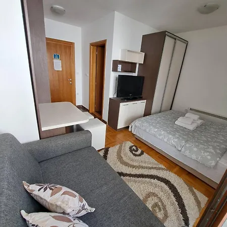 Zlatiborski Konaci K17 I K19 *